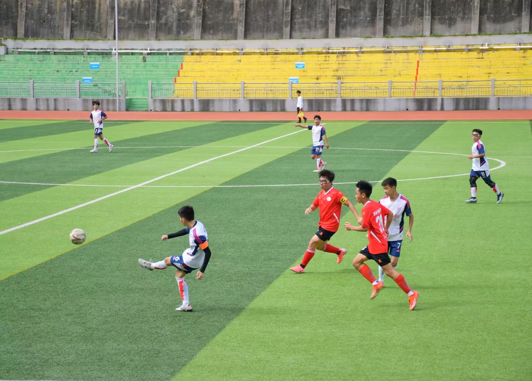 爱游戏体育-关于新媒体助力中国足球，粉丝基础持续扩大的信息