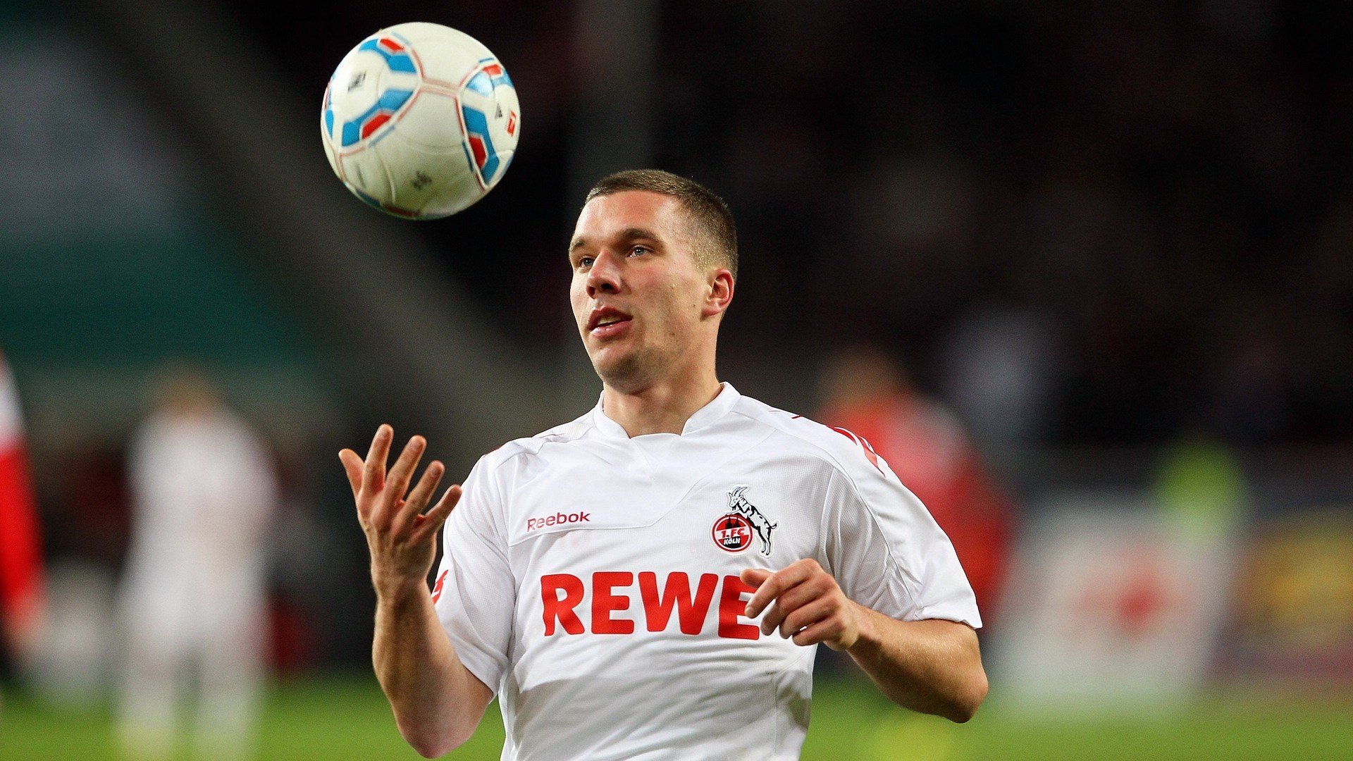 _未来体育用品展:科技革新运动装备_,体育器材创新产品