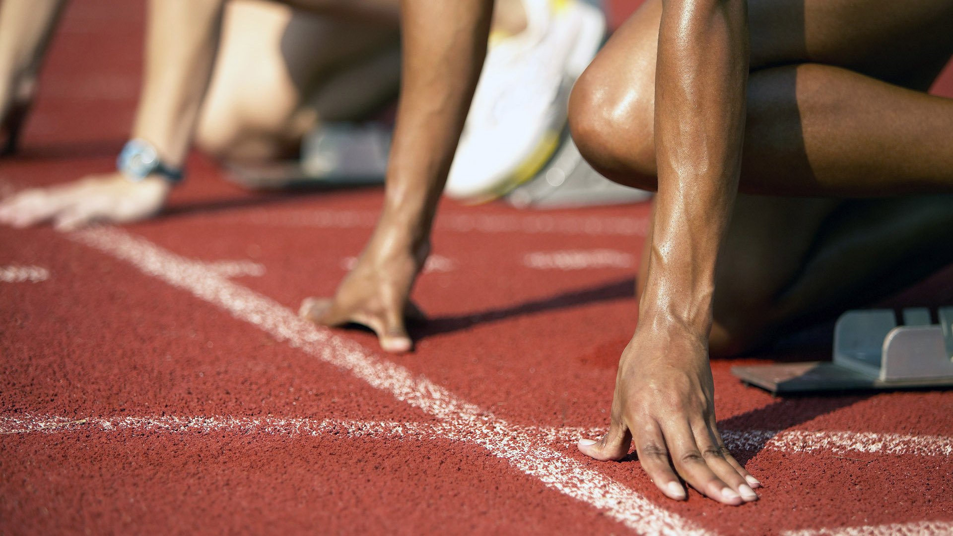 爱游戏 电竞-史上最具话题的运动事件，你不能错过的那些瞬间，关于运动的典型事例