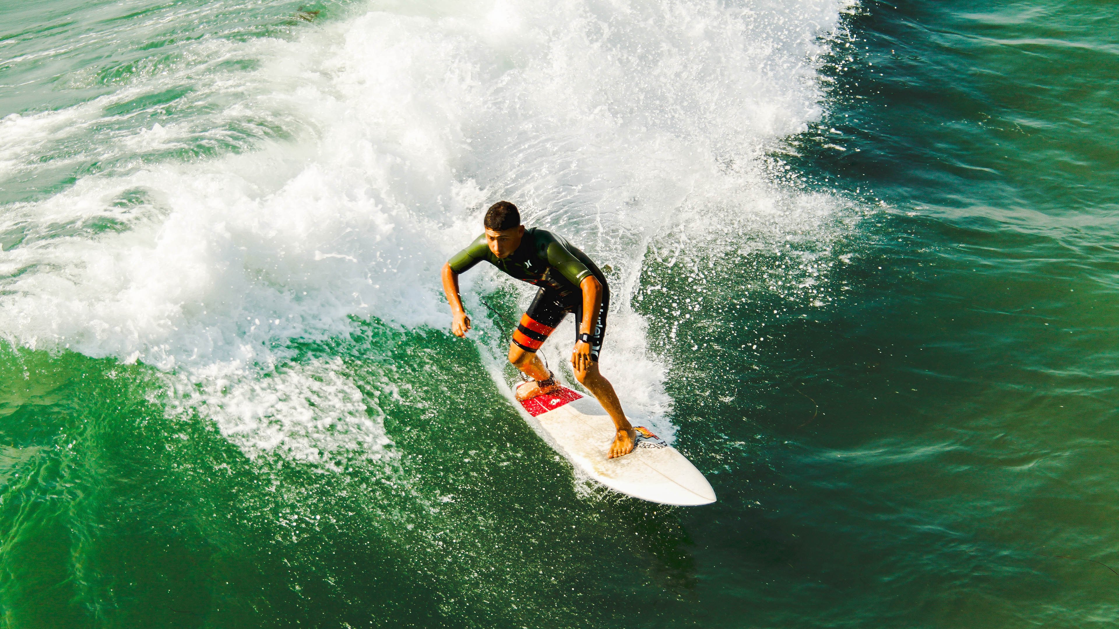 英超对决:最后一分钟的天外飞仙,英超经典对决